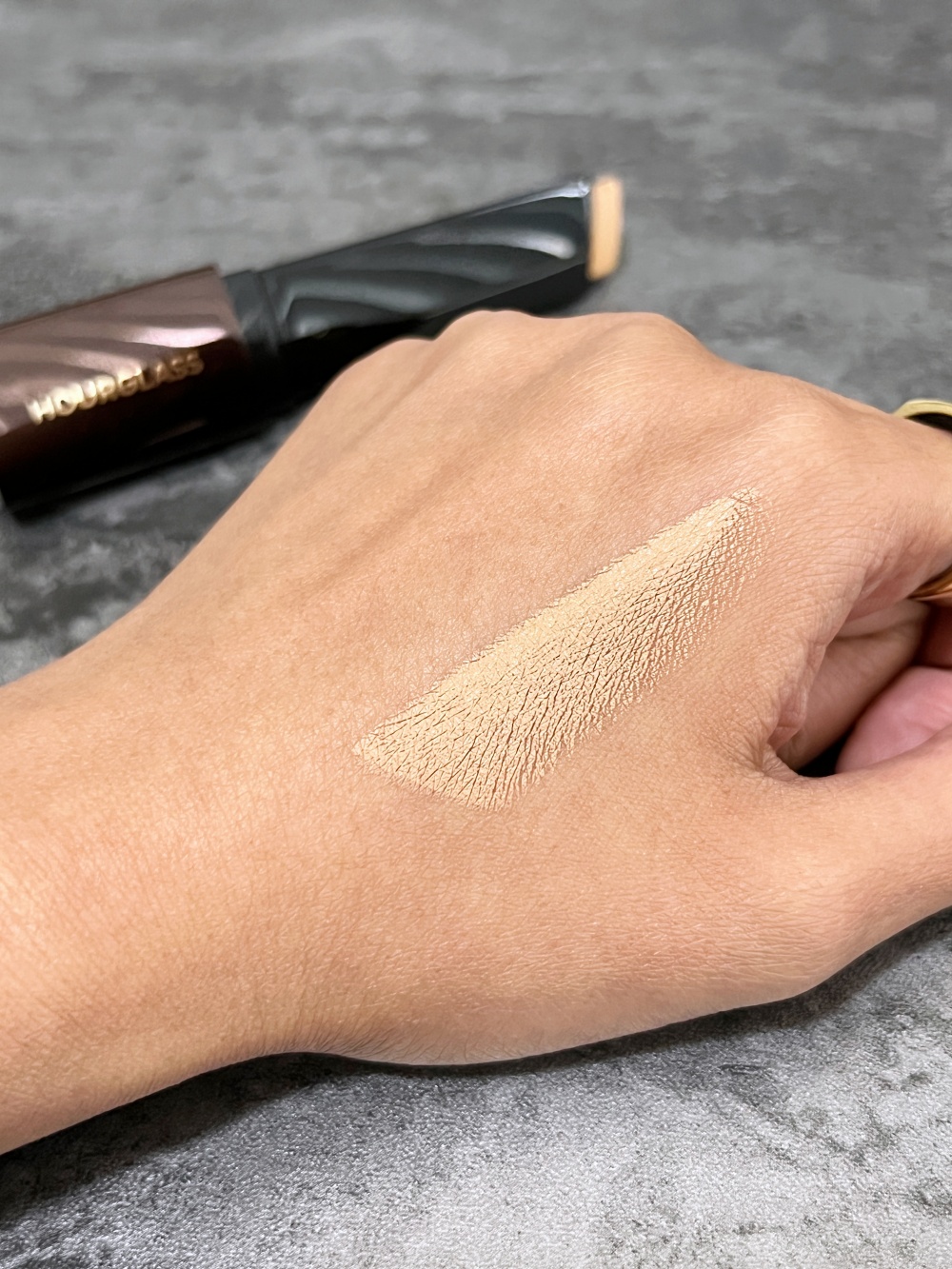 Hourglass Vanish Seamless Finish Foundation Stick