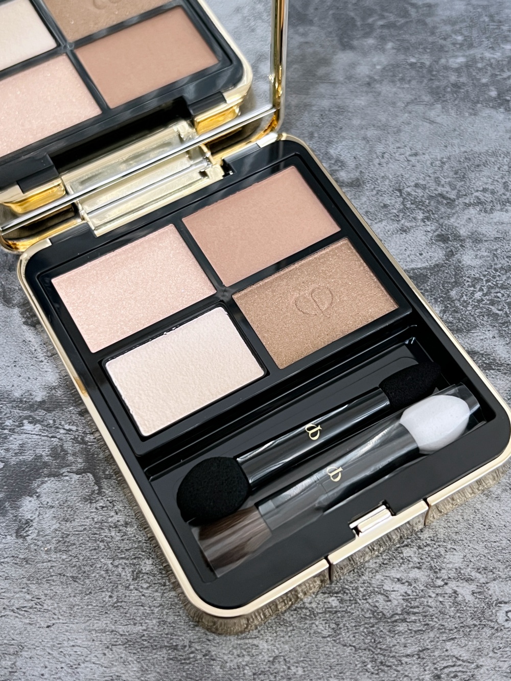 Cle de Peau Beauté Eye Colour Quad